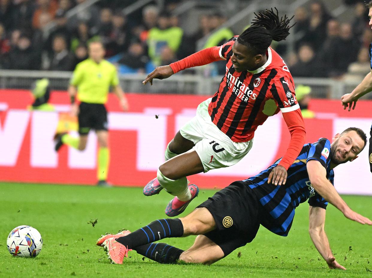 令人瞩目的 令人瞩目的