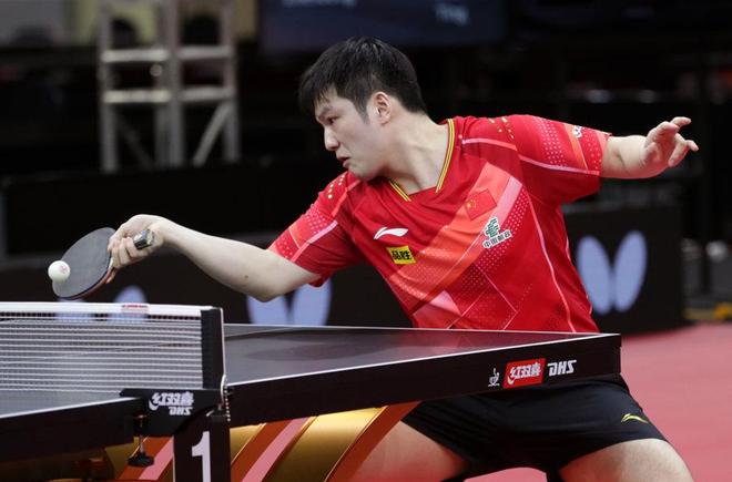 德甲赛场上 德甲赛场上