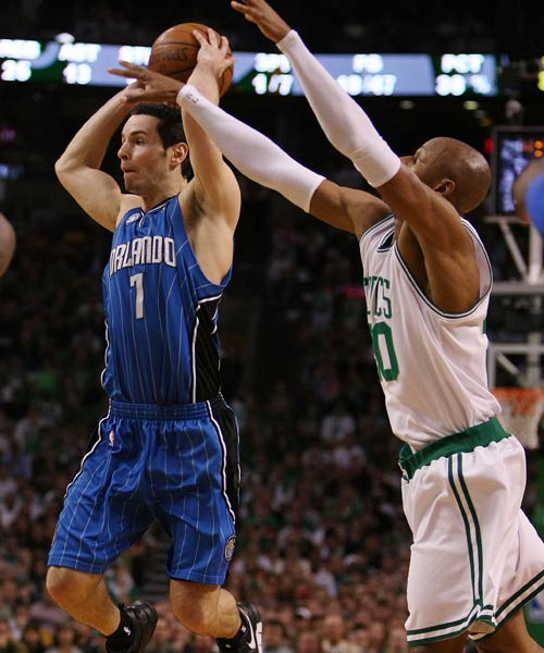 攻和巧妙的 攻和巧妙的