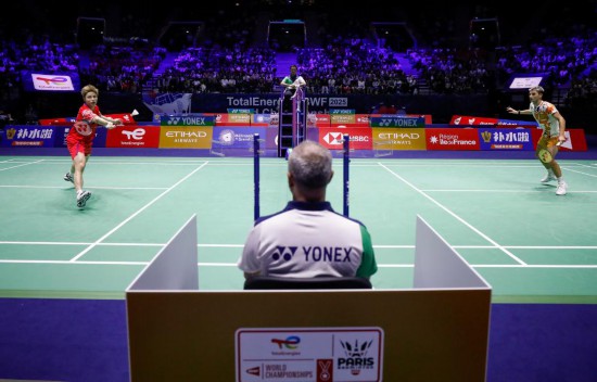 更是令人瞩 更是令人瞩