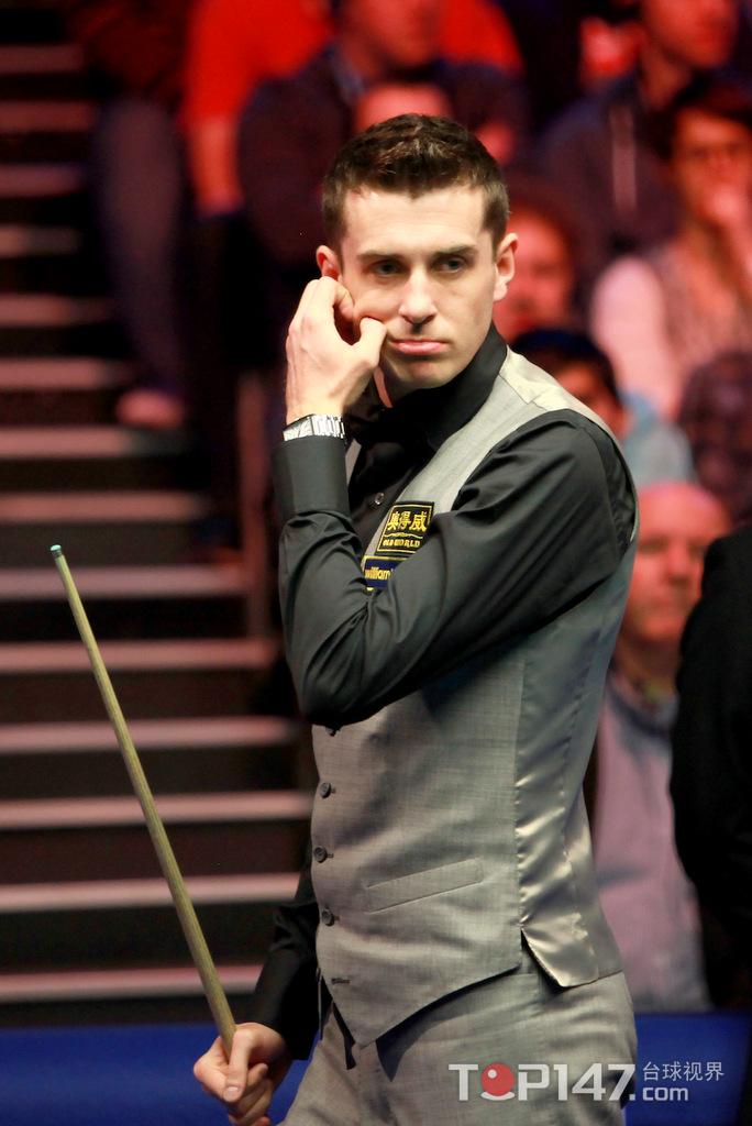 定的身体平 定的身体平