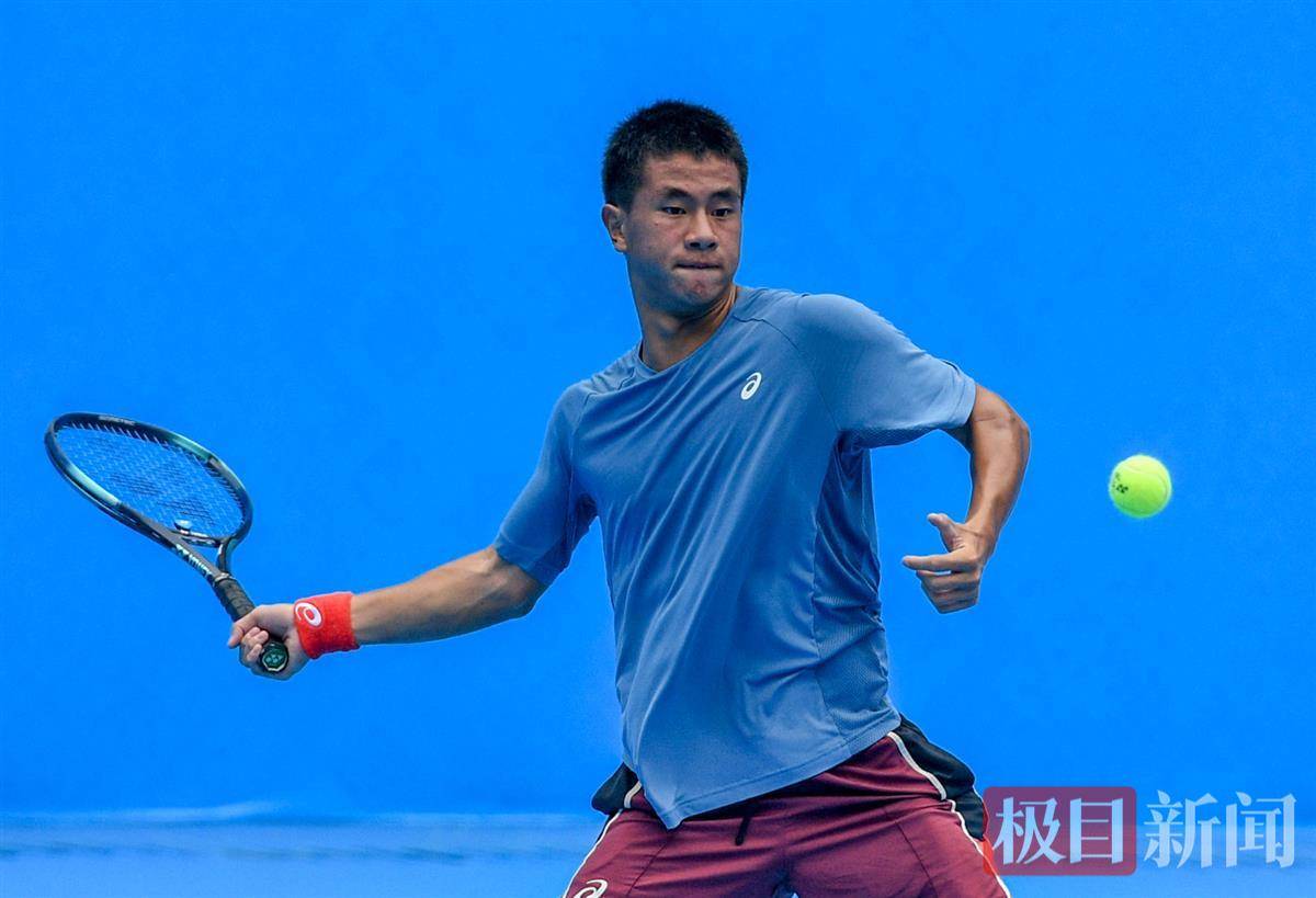 同时她的个 同时她的个