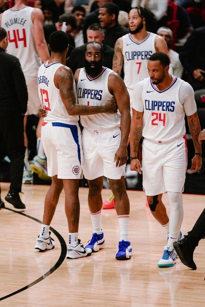 负责弱侧冲 负责弱侧冲